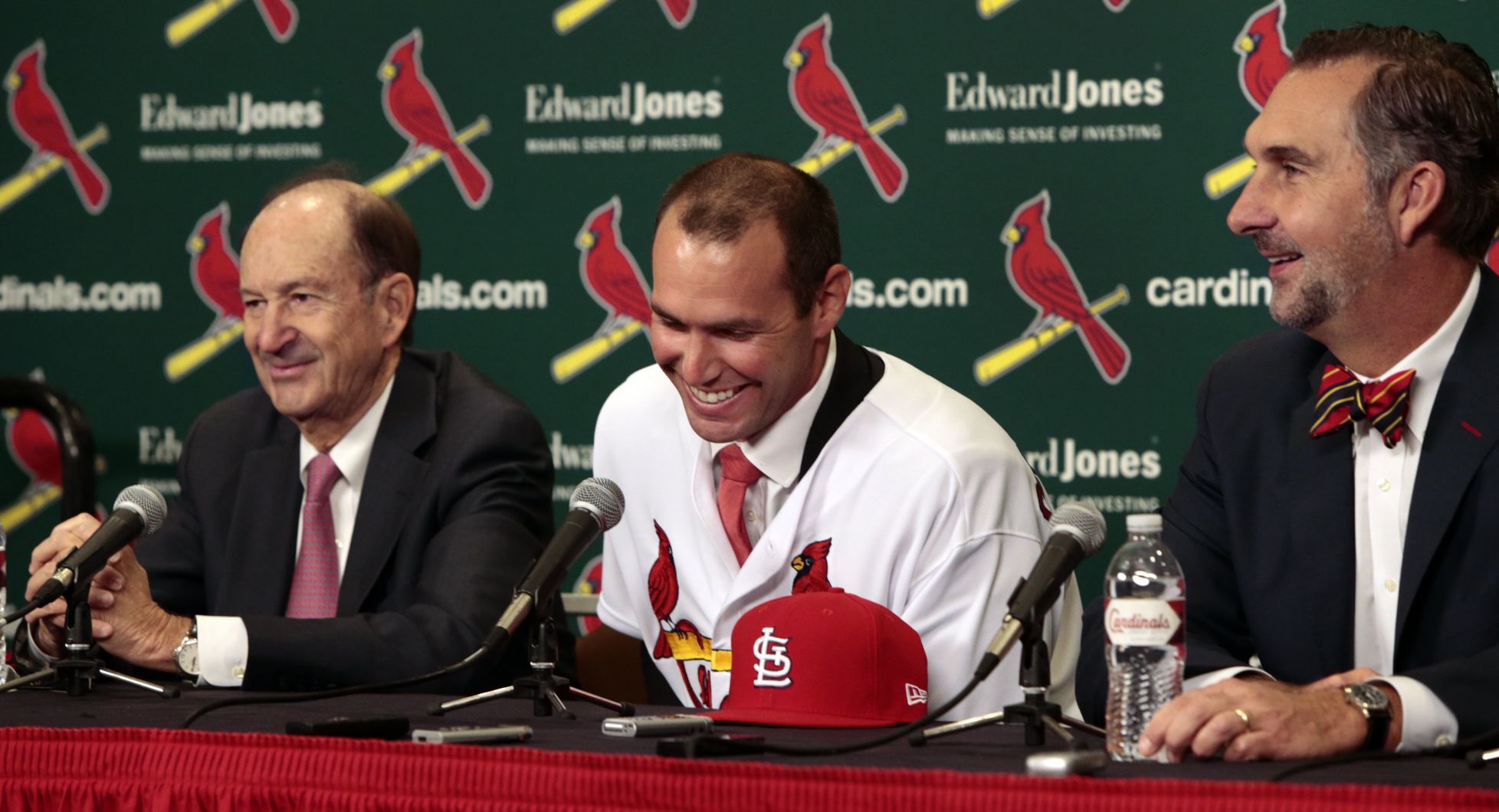 Cardinals introduce Paul Goldschmidt